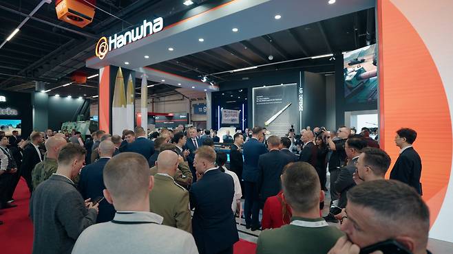 Hanwha Systems, together with Hanwha Aerospace and Hanwha Ocean, participates in MSPO 2025, Eastern Europe’s largest defense exhibition, in Kielce, Poland, on Sept. 3. [HANWHA SYSTEMS]