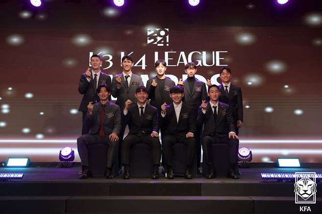 &nbsp;2024 K3 K4 리그 어워즈 시상식 K3리그 베스트11 수상자. 대한축구협회 제공