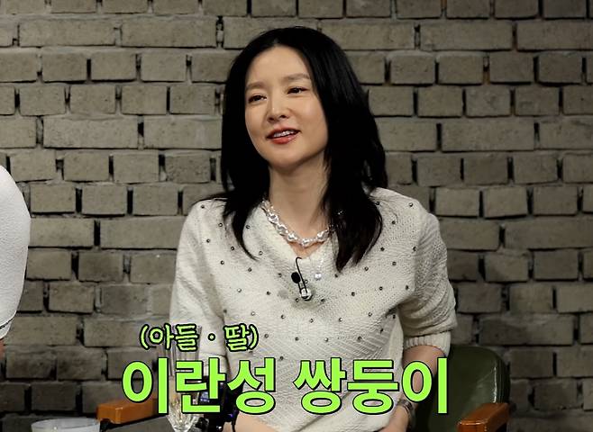 이영애가 중학생 딸이 아이돌 오디션을 보러 다니는 근황을 전했다. /사진=유튜브 갈무리