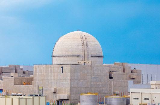 한국이 처음 수출한 아랍에미리트의 바라카원전 1호기 전경. [한국전력 제공]