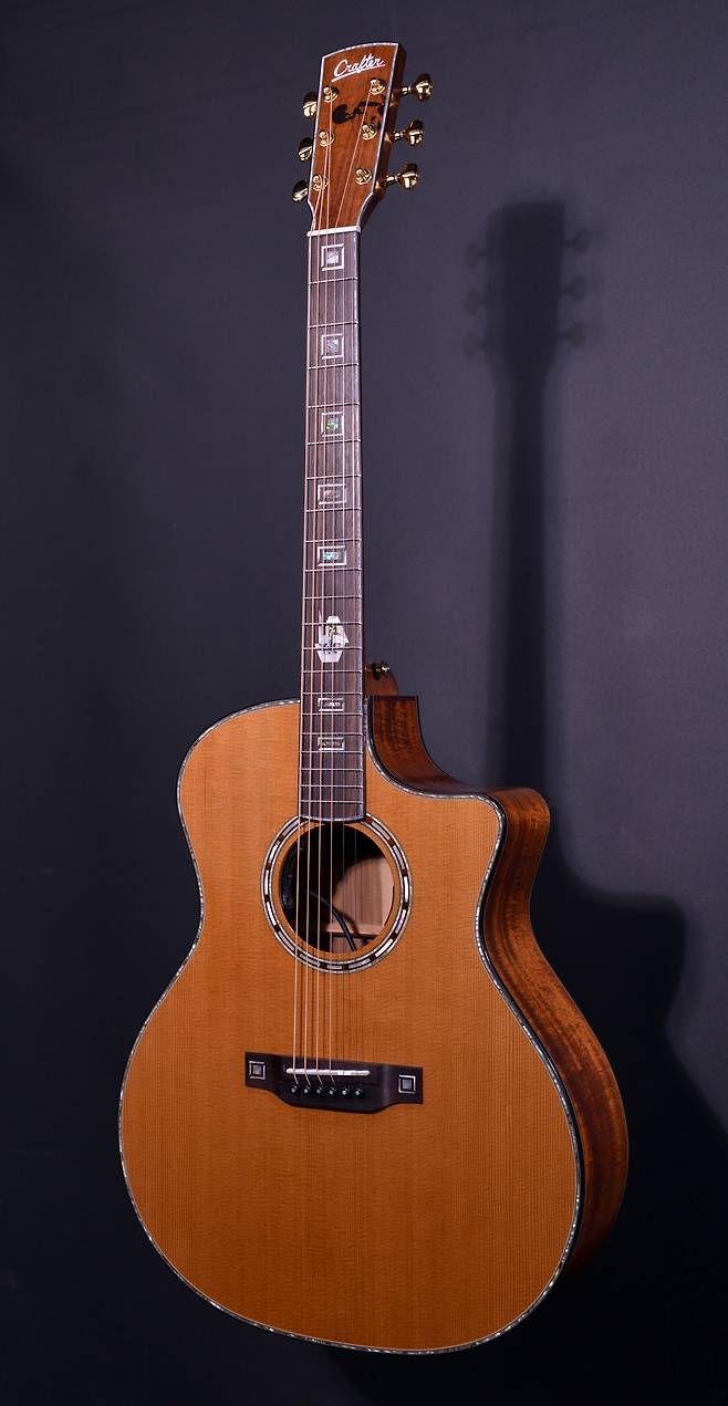 최희선의 시그니처 기타 [크래프터 코리아 제공]