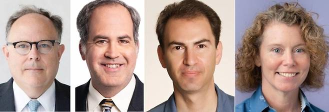 왼쪽부터 시드니 세일러 전략국제문제연구소(CSIS) 수석 고문, 로버트 피터스 헤리티지재단 수석연구원,  그렉 브라진스키 조지워싱턴대 국제관계학 교수, 크리스틴 파텔 시러큐스대 교수