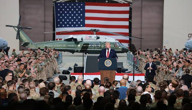 2019년 6월30일 도널드 트럼프 미국 대통령이 경기도 평택시 주한미군 오산공군기지에서 연설하고 있다. ⓒ연합뉴스