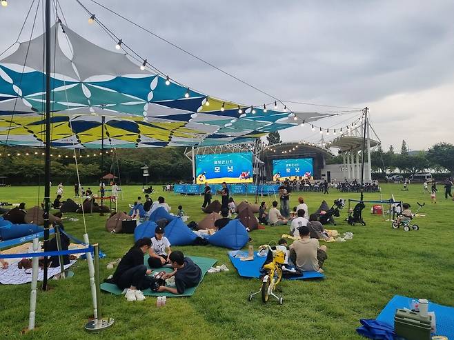 제28회 한여름밤의 신정호 별빛축제' 모습 ⓒ아산시 제공
