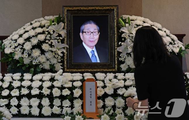 이용일 전 KBO 총재 직무대행의 빈소가 서울 종로구 서울대병원 장례식장에 마련됐다. /사진=뉴스1 제공
