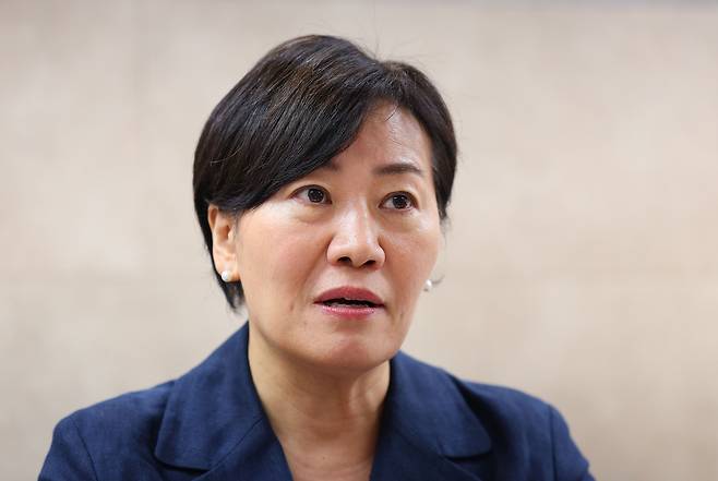 연합뉴스와 인터뷰하는 송미령 농식품부 장관 (서울=연합뉴스) 한종찬 기자 = 송미령 농식품부 장관이 4일 연합뉴스와 인터뷰를 하고 있다. 2025. 9. 7