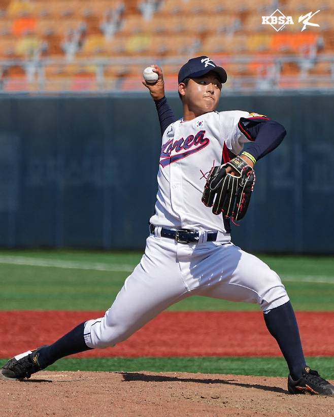 2026 신인드래프트 전체 1순위로 유력한 북일고 투수 박준현. 사진=대한야구소프트볼협회