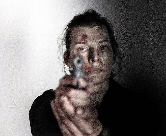 밀라 요보비치 ‘프로텍터’ 사진 | 위티