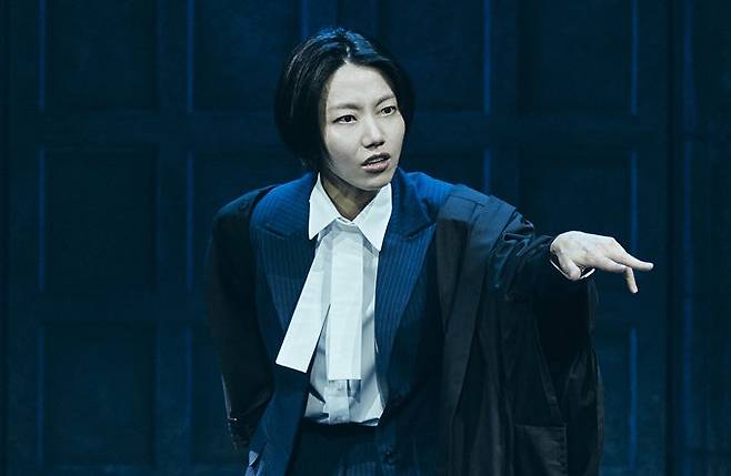 ‘프리마 파시’에서 연기하는 배우 김신록. 쇼노트 제공