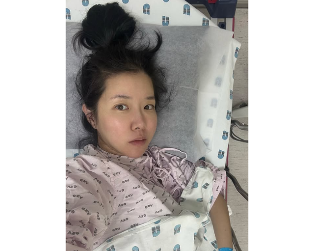 김지혜가 쌍둥이를 품에 안았다. 그는 출산을 무사히 마치고 회복 중이다. 김지혜 SNS