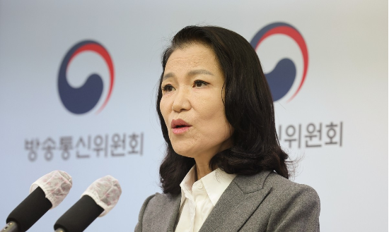 이진숙 방송통신위원장이 9일 경기 정부과천청사에서 방송통신위원회를 폐지하고 방송미디어통신위원회를 신설하는 내용의 정부조직 개편안과 관련한 입장을 밝히고 있다.(사진=연합뉴스)