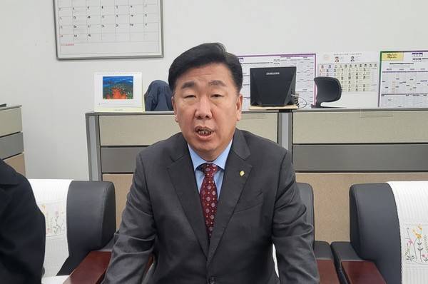 이범석&nbsp;청주시장. 사진=연합뉴스.