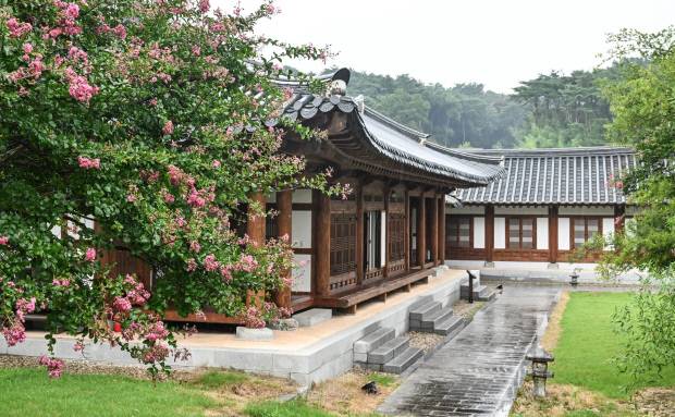 청빈과 절개를 상징하는 한옥에서 회의와 문화행사, 숙박이 가능한 장성 청백한옥 전경. /최현배 기자