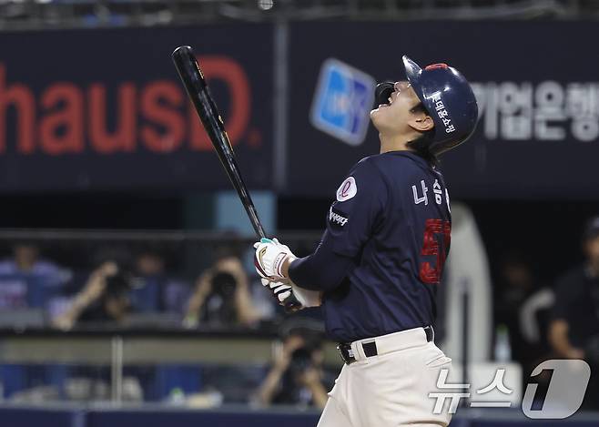 롯데 자이언츠 나승엽. 2025.8.20/뉴스1 ⓒ News1 장수영 기자