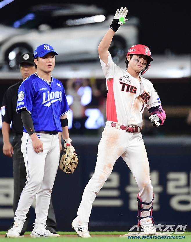 10일 광주 기아챔피언스필드에서 열린 KIA와 삼성의 경기. 6회 1타점 적시 2루타를 날린 KIA 박찬호. 광주=송정헌 기자songs@sportschosun.com/2025.09.10/