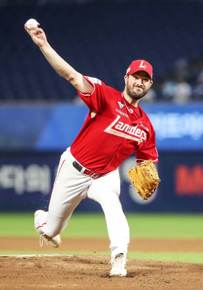 10일 창원 NC전에서 11탈삼진을 기록한 드류 앤더슨의 투구 모습. SSG 제공