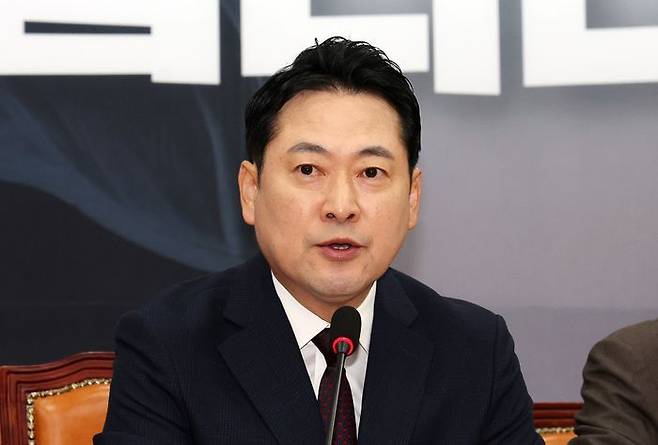 장동혁 국민의힘 대표가 11일 오전 국회에서 열린 최고위원회의에 참석해 발언하고 있다. ⓒ뉴시스