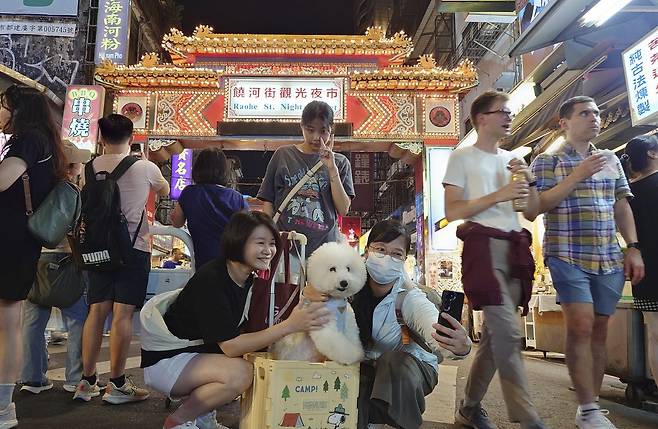 대만 타이페이의 일요일 거리 풍경. AP연합뉴스