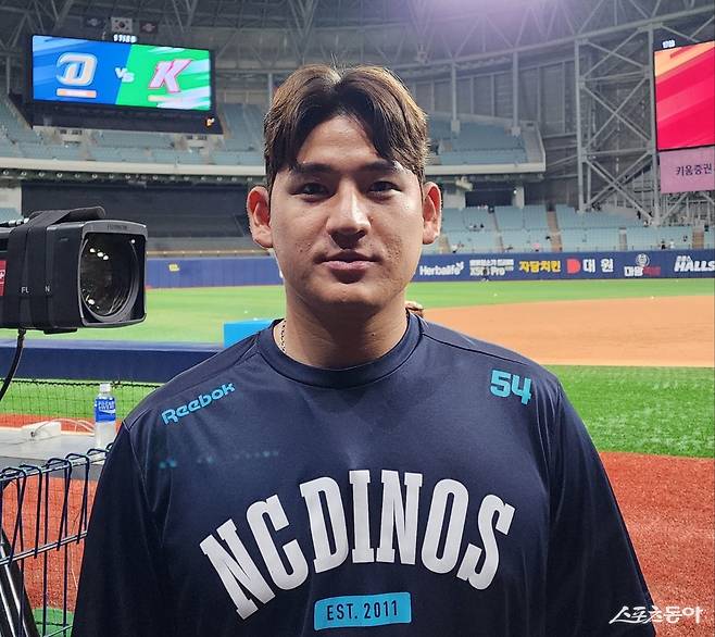 NC 김진호는 임시 마무리 투수로 보직을 바꾸면서 목표로 했던 20홀드 달성이 힘들어졌다. 하지만 팀을 위해 헌신하는 마음가짐은 그대로다. 고척｜박정현 기자