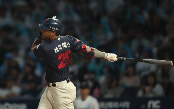 롯데 자이언츠 빅터 레이예스