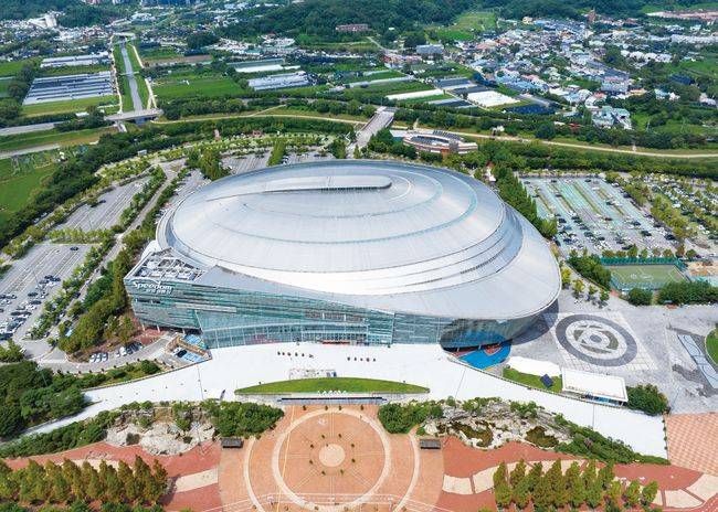 자전거 헬멧을 닮은 광명스피돔