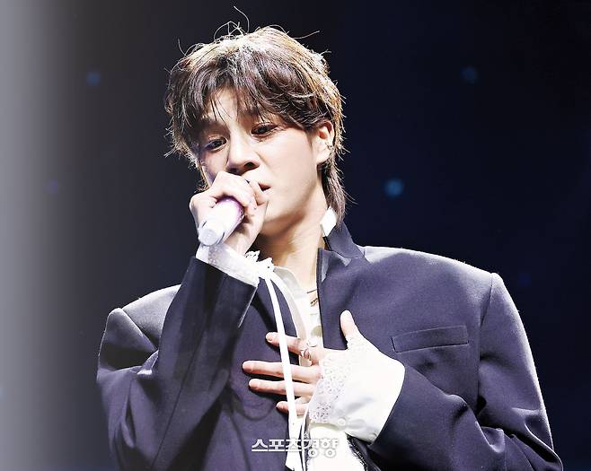 무면허 운전 사실과 협박 피해 사실이 알려진 가수 정동원. 경향신문 자료사진