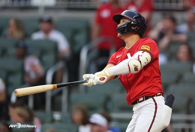 타격하는 김하성의 모습. /AFPBBNews=뉴스1