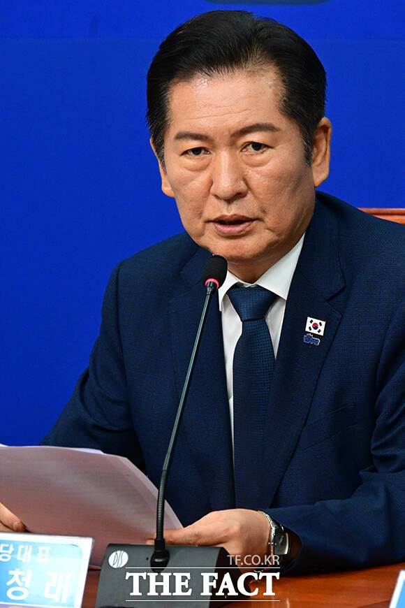 정청래 더불어민주당 대표가 사법개혁에 대한 법원 내부의 우려 섞인 목소리에 "다 자업자득"라고 일갈했다. /더팩트 DB