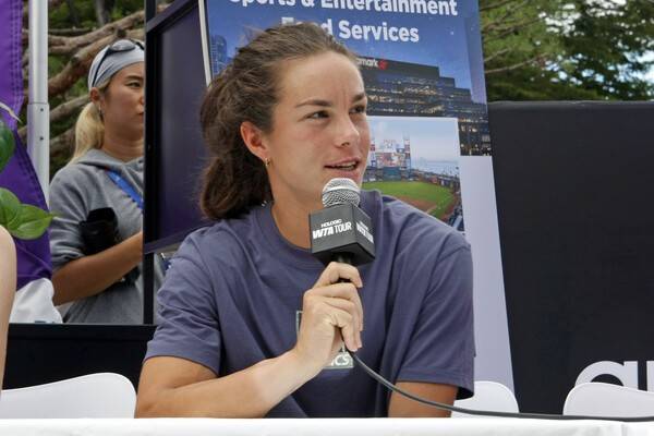 드로-세리머니에 참석한 루이 보아송