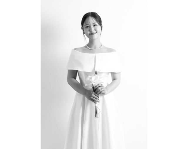 여성 듀오 경서예지의 경서가 10월의 신부가 된다. 경서 SNS