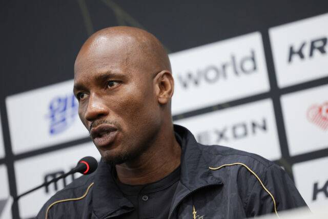 디디에 드로그바/FAphots