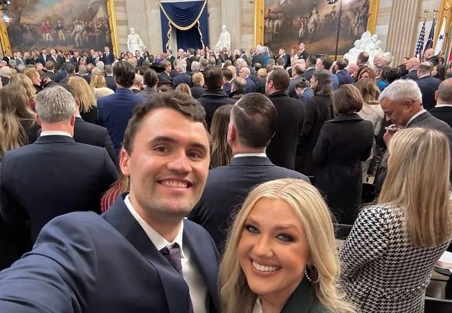 찰리 커크와 부인 에리카의 모습. 인스타그램 캡처