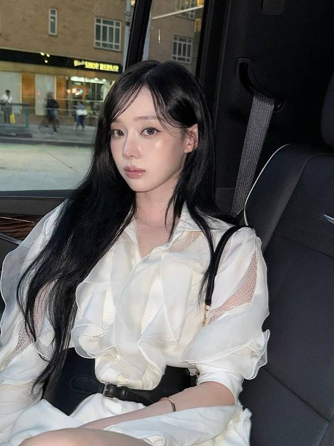 사진 = 윈터 인스타그램