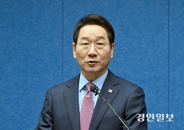 리얼미터가 최근 발표한 ‘2025년 8월 광역자치단체 평가’에서 유정복 인천시장은 리얼미터 정당지표 상대지수에서 138.1점으로 전국 1위를 기록했다. /경인일보DB