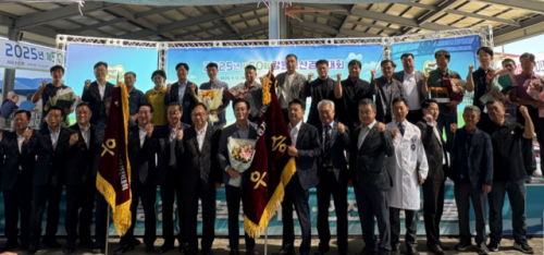 ◇강원특별자치도와 농협중앙회 강원본부는 제50회 강원축산경진대회 암소 품평회 및 시상식을 성황리에 마무리했다고 14일 밝혔다.