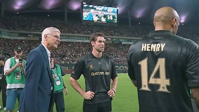 - 벵거 감독님 내년에 한 번 더 와주세요