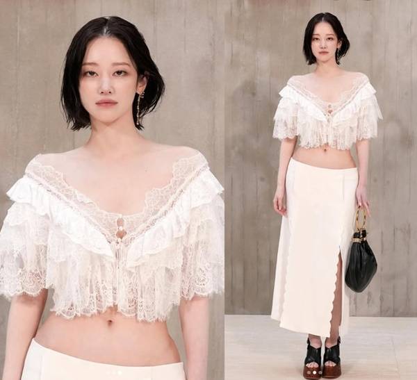 특히 골반라인이 아름답기로 유명한 배우 전종서. [사진=클로에, 전종서 SNS]