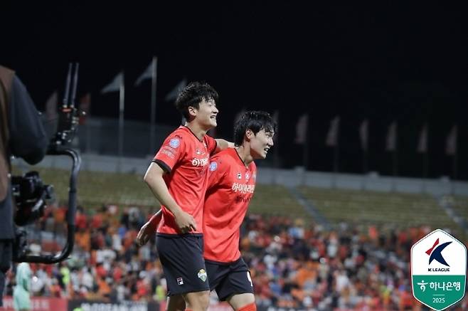 강원 FC가 홈에서 FC 서울을 3-2로 잡았다. 사진=한국프로축구연맹
