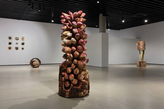 백연수&nbsp;‘끝나지 않은 장면’ 1전시설 전경. 김종영미술관 제공