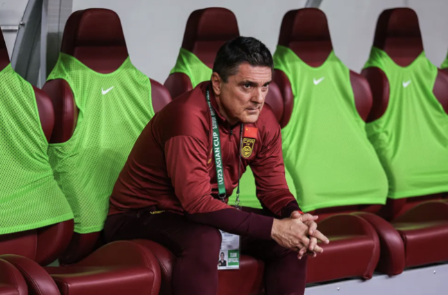 ▲ 중국에서 7년간 이 연령대를 지도한 안토니오 푸체 감독이 U-22 대표팀 명단을 발표했다. 연령별 대표팀에 대한 관심이 지대한 중국은 벌써 "풍부한 재능으로 가득하다"는 기대감을 보내고 있다. 중국은 "U-22 대표팀의 명단을 보면 6명의 유망한 선수들을 확인할 수 있다. 이들이 재능을 폭발하면 향후 중국 축구는 아시아 2부 수준으로 복귀할 발판을 마련할 수 있다"고 들떴다. ⓒ 소후닷컴