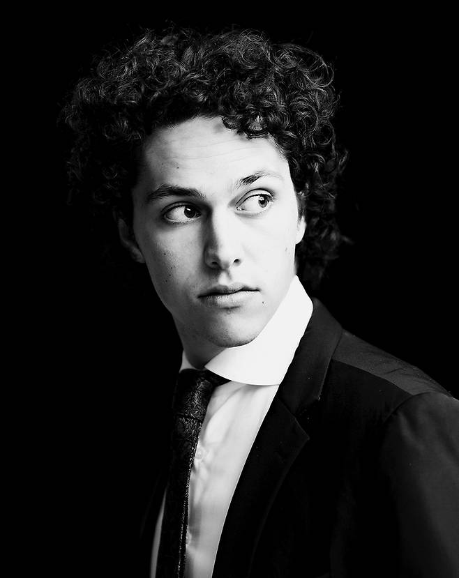 2025 퀸 엘리자베스 국제 피아노 콩쿠르 우승자 니콜라 미우센. 사진=경기아트센터