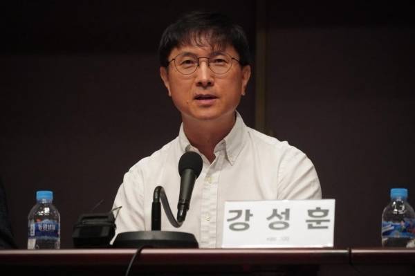 ▲2025년 9월 15일 서울 중구 한국프레스센터에서 방송기자연합회·전국언론노동조합·한국기자협회·한국PD연합회 주최로 '허위정보 배액배상 어떻게 봐야 하나' 토론회가 진행되고 있다. 사진은 강성훈 KBS PD. 사진=전국언론노동조합