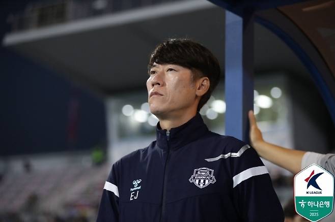수원 FC 김은중 감독. 사진=한국프로축구연맹