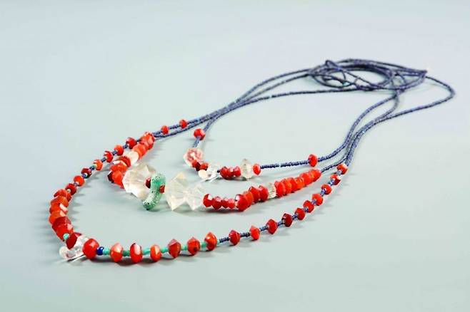 가야 시대 수정 구슬 목걸이. 국립김해박물관 제공