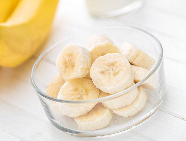 미국 하버드 의대 출신 내과 전문의가 ‘너무 익은 바나나’는 장에 해롭다고 조언했다./사진=클립아트코리아