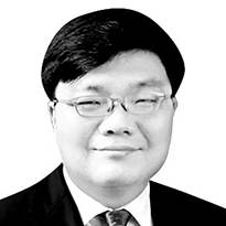 신동찬 법무법인 율촌 변호사