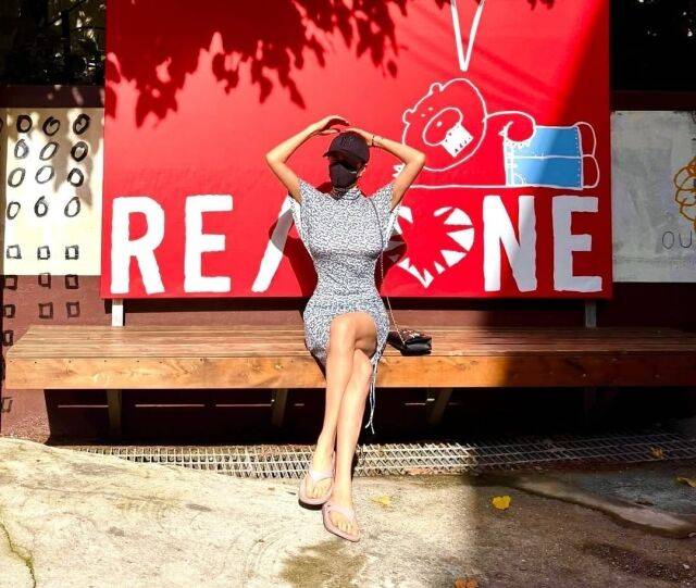 배우 김혜수가 독보적인 몸매를 보여줬다. / 김혜수 인스타그램 캡처