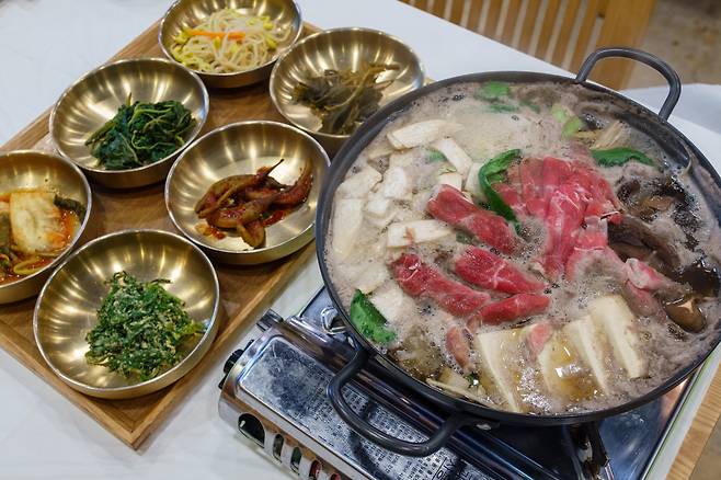 약이 되는 음식을 표방하는 제천의 먹거리 브랜드 ‘약채락’