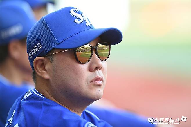 박진만 감독이 이끄는 삼성 라이온즈가 16일 대구 삼성라이온즈파크에서 열리는 2025 신한 SOL Bank KBO리그 롯데 자이언츠와의 팀 간 14차전에서 5위 수성에 도전한다. 사진 엑스포츠뉴스 DB