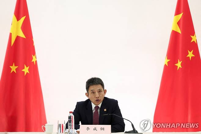 리청강 중국 상무부 부부장  (마드리드 로이터=연합뉴스 재판매 및 DB금지]